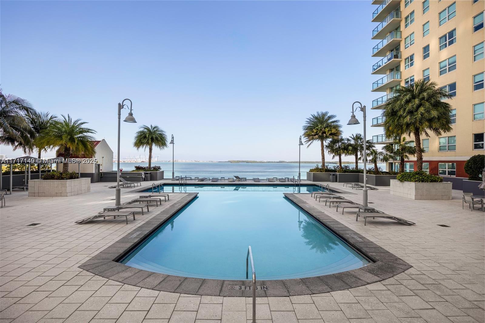 1155 Brickell Bay # 2907