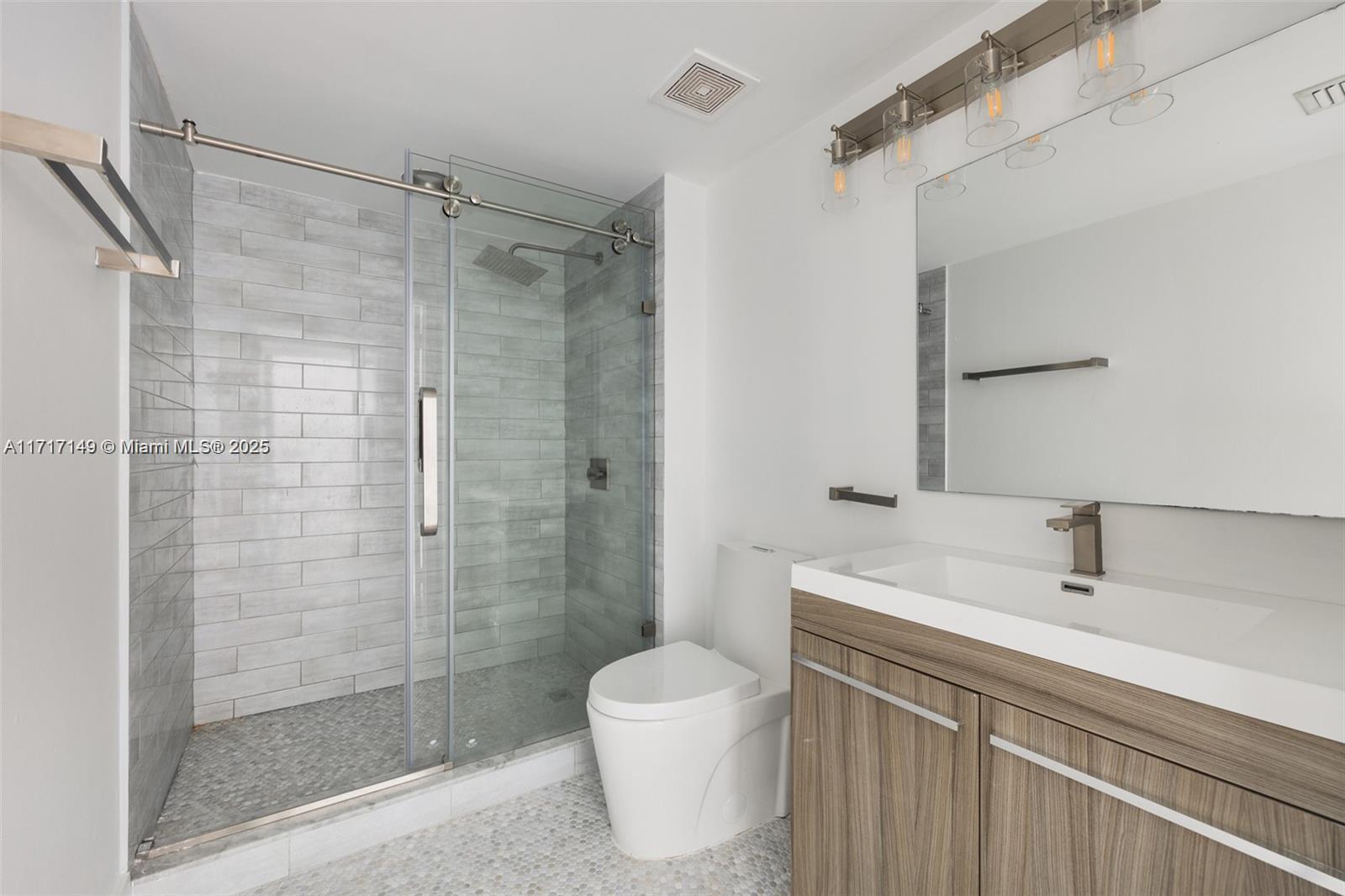 1155 Brickell Bay # 2907