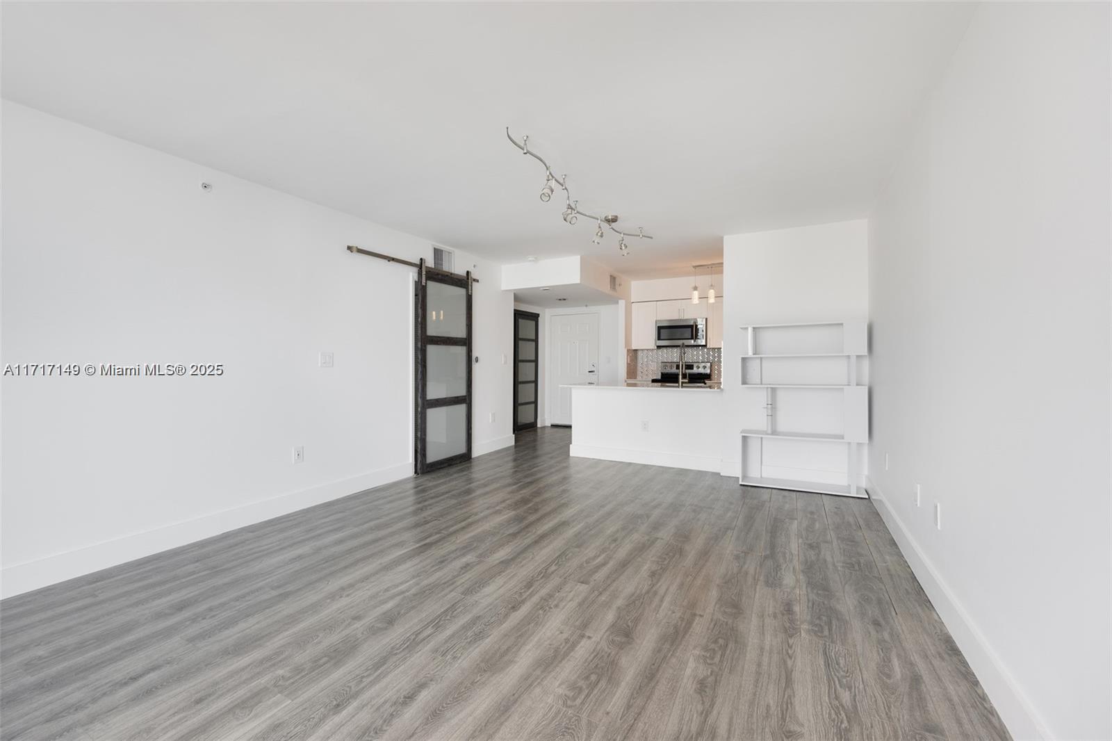 1155 Brickell Bay # 2907
