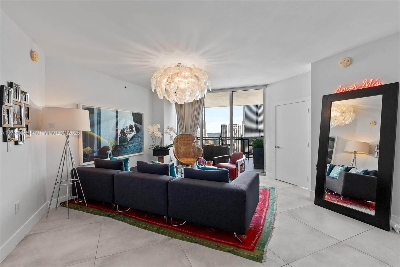 350 S Miami Ave Unit: 3805