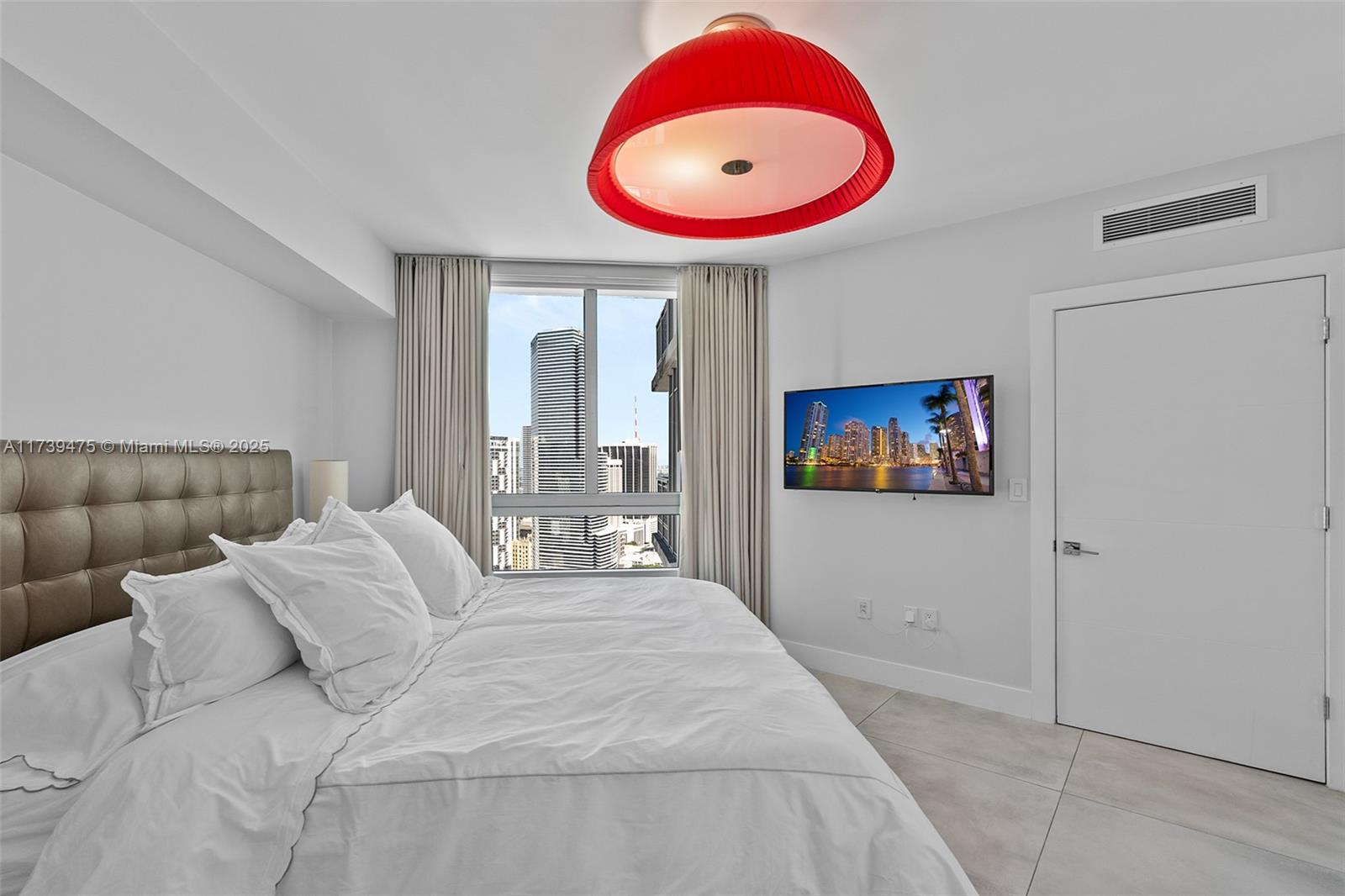 350 S Miami Ave Unit: 3805