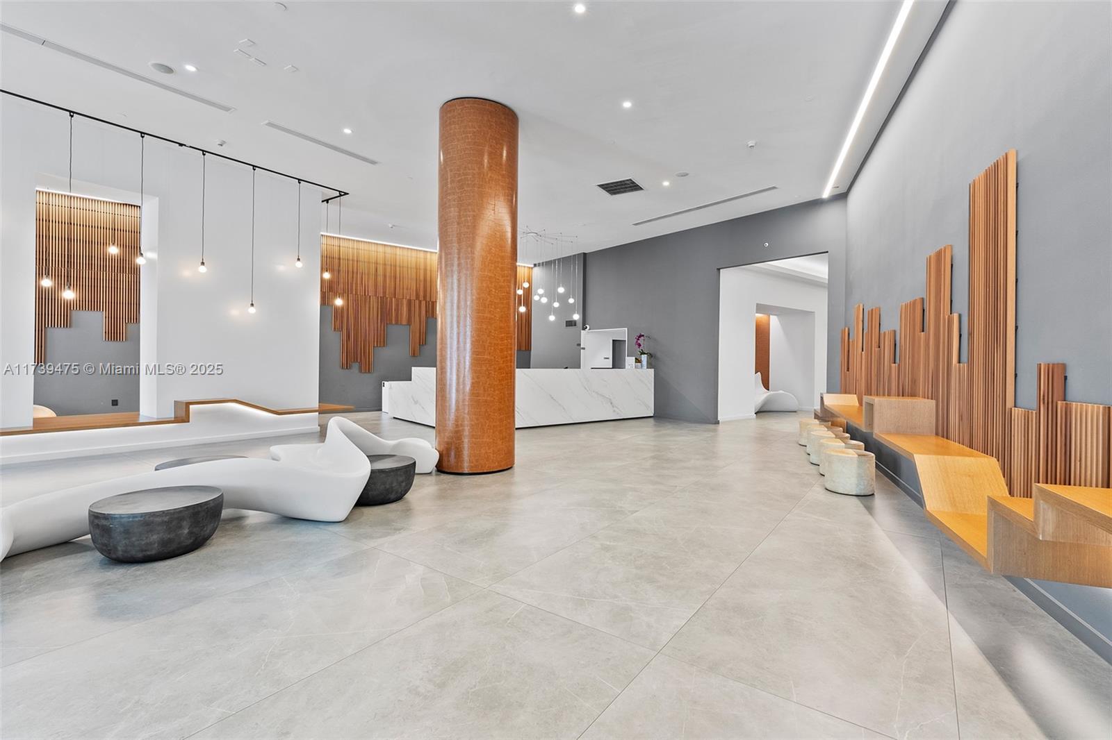 350 S Miami Ave Unit: 3805