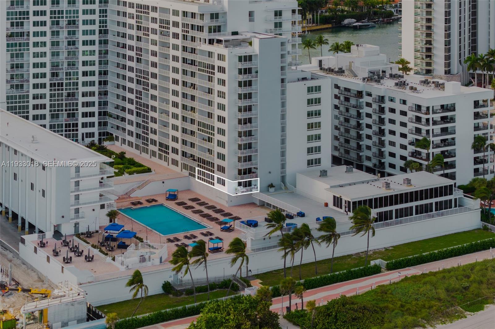 5401 Collins Ave # 102
