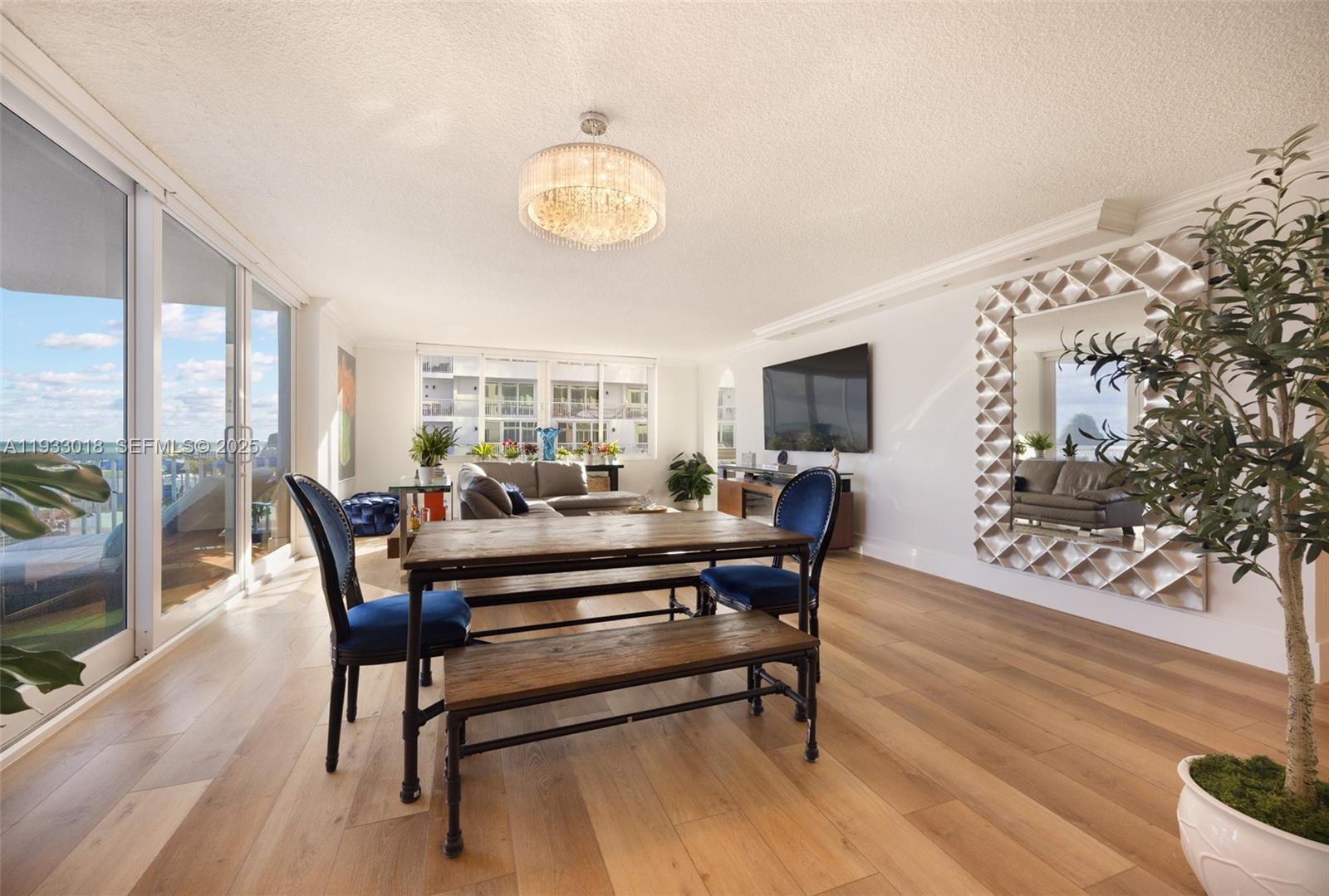 5401 Collins Ave # 102