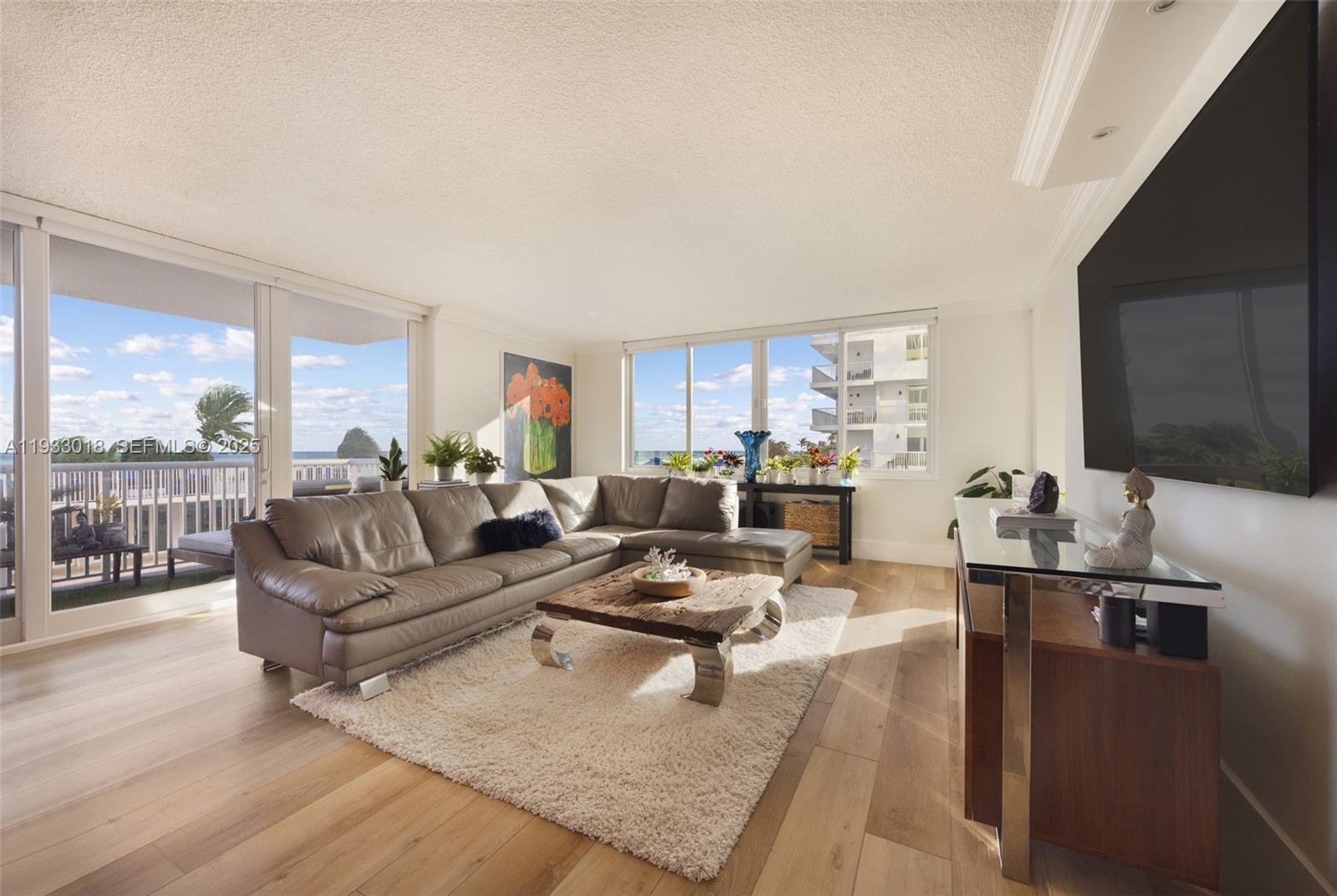 5401 Collins Ave # 102
