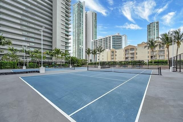 480 NE 31st St # 4404