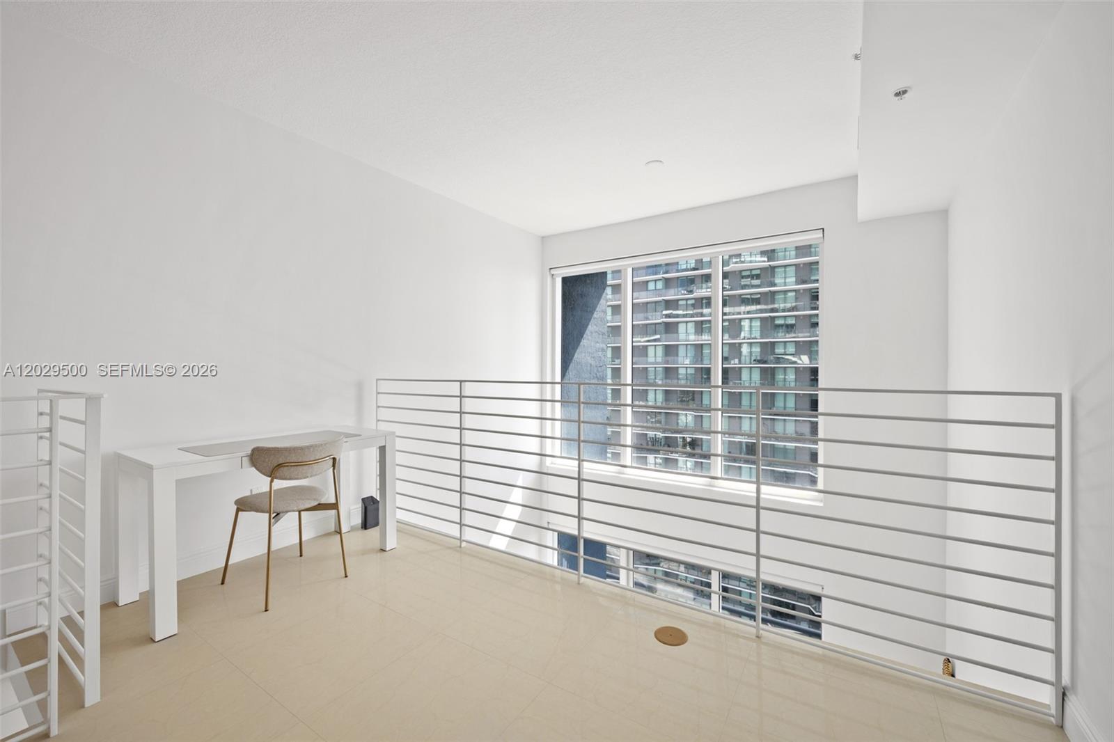 60 SW 13th St # 3414