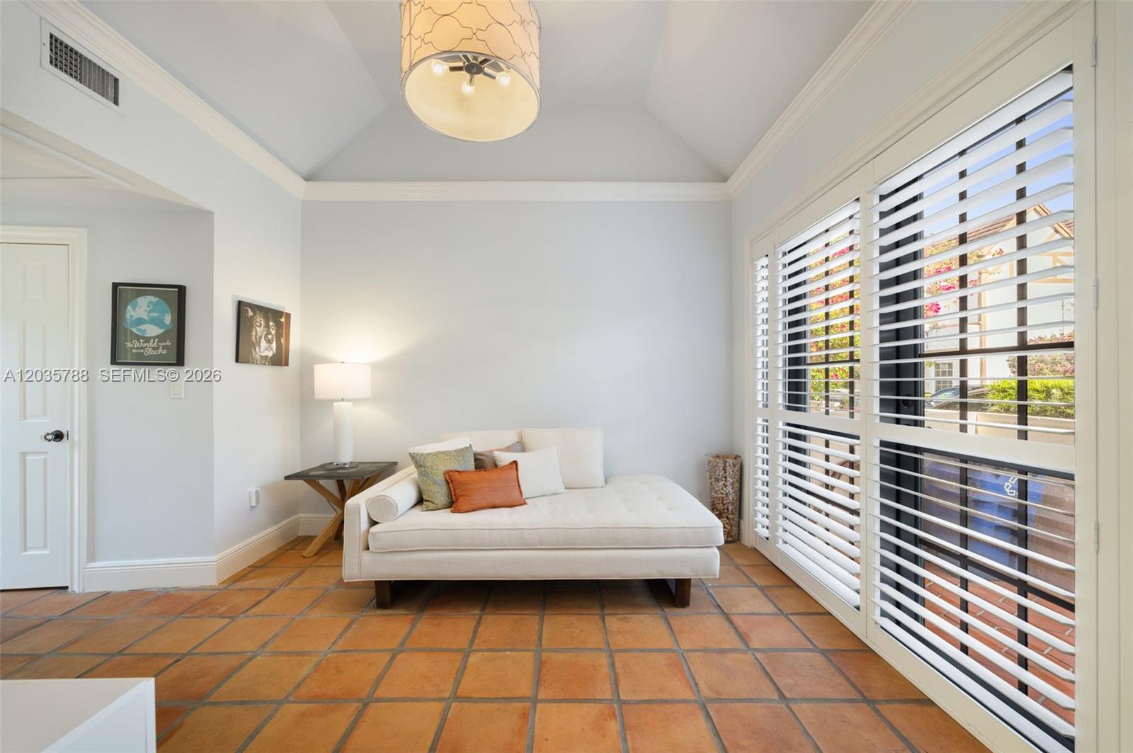 408 Viscaya Ave