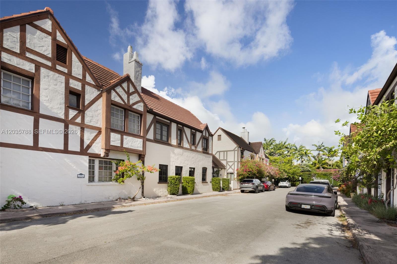408 Viscaya Ave