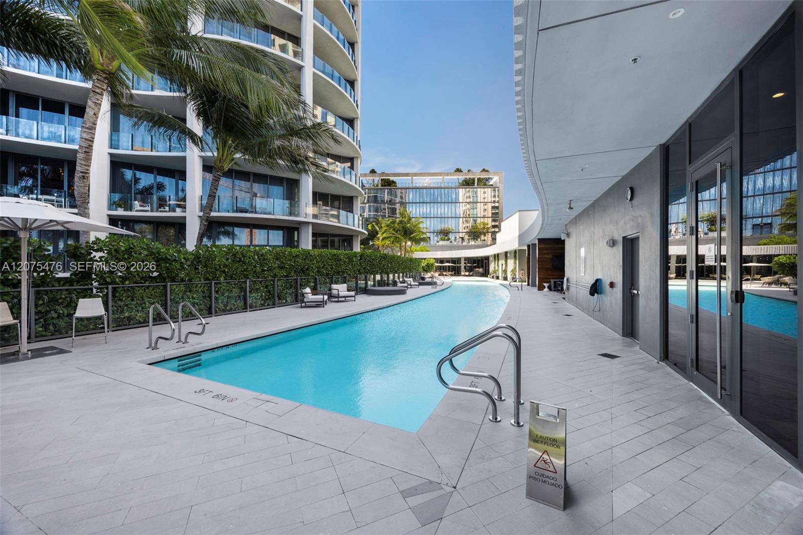 2831 S Bayshore Dr # 804