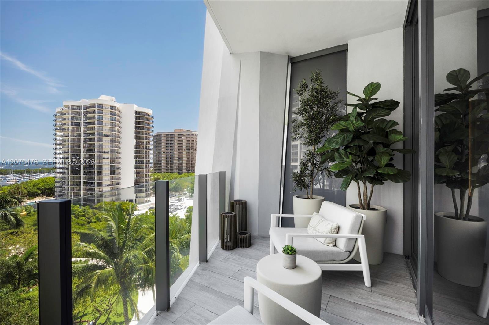 2831 S Bayshore Dr # 804