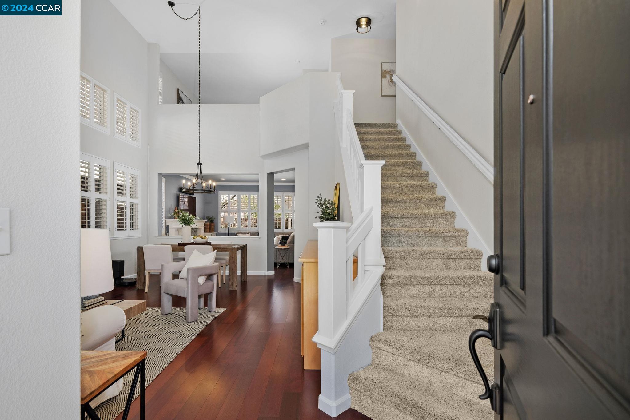 4 Eucalyptus Ln