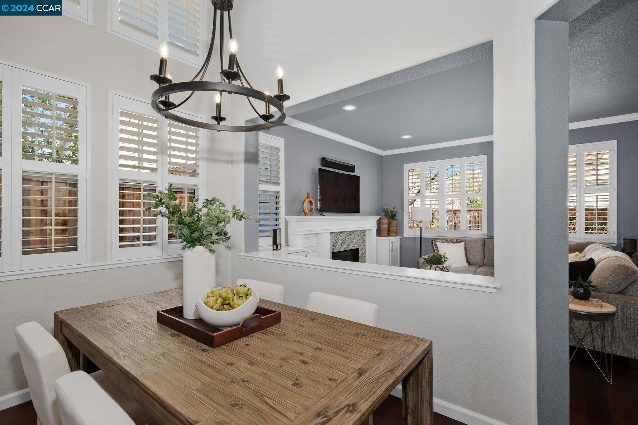 4 Eucalyptus Ln