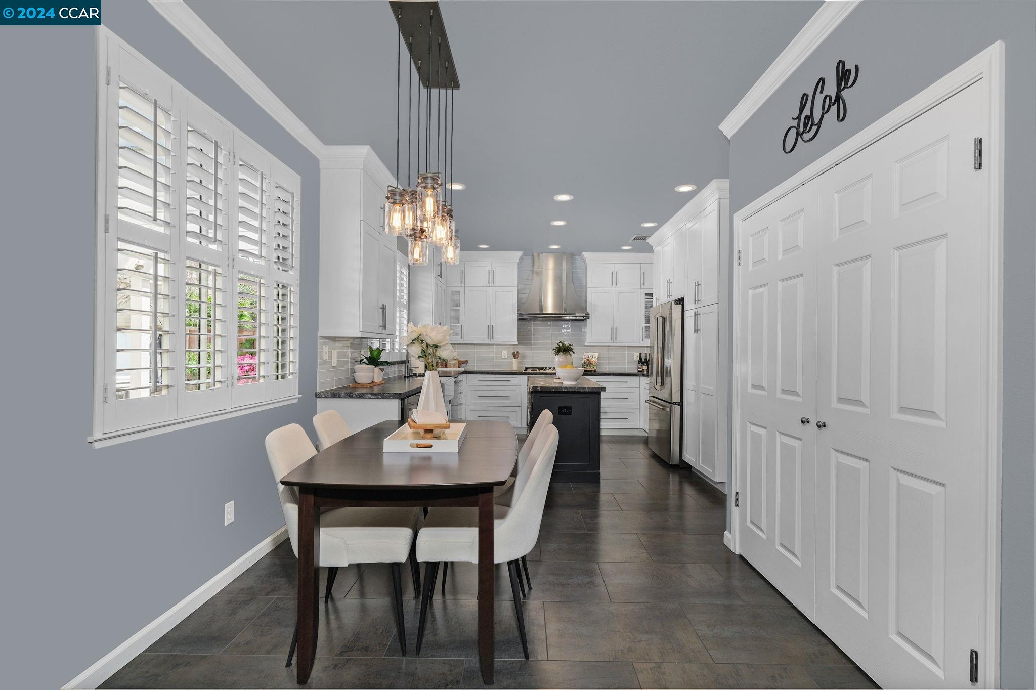 4 Eucalyptus Ln