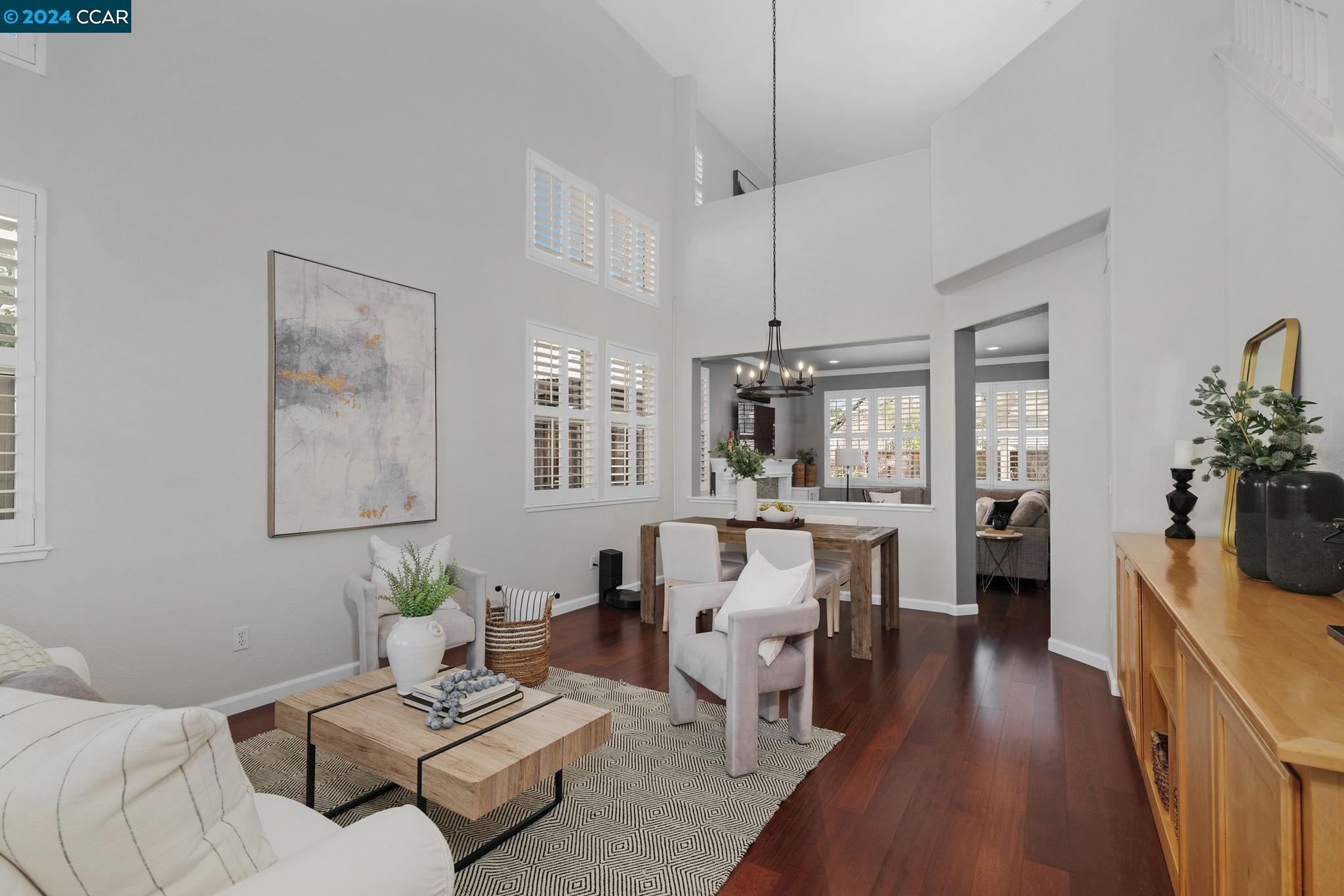 4 Eucalyptus Ln