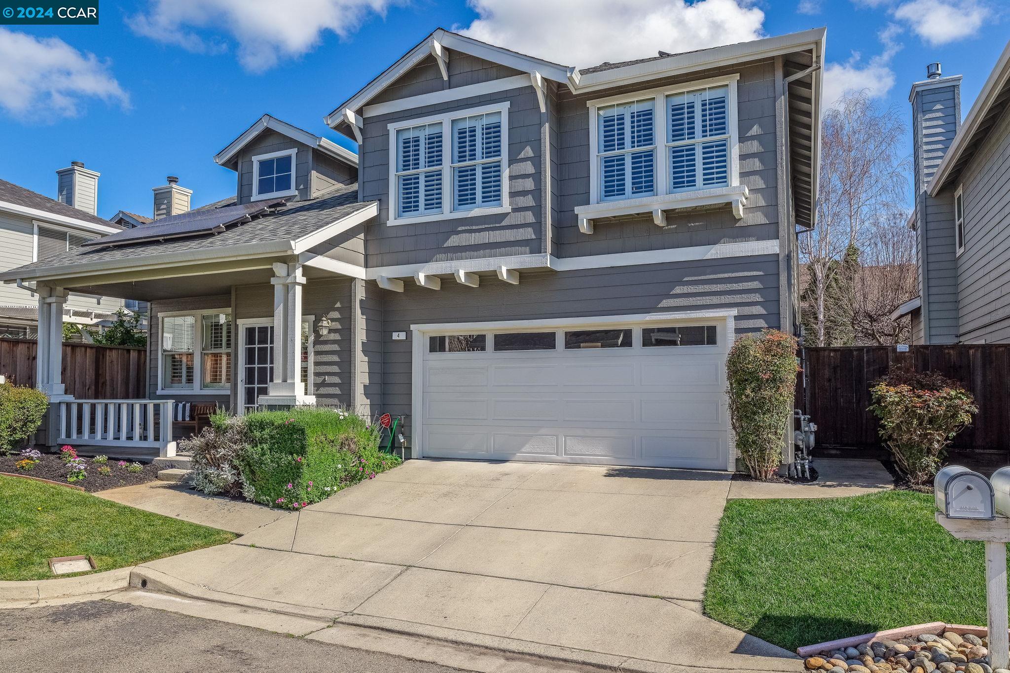 4 Eucalyptus Ln