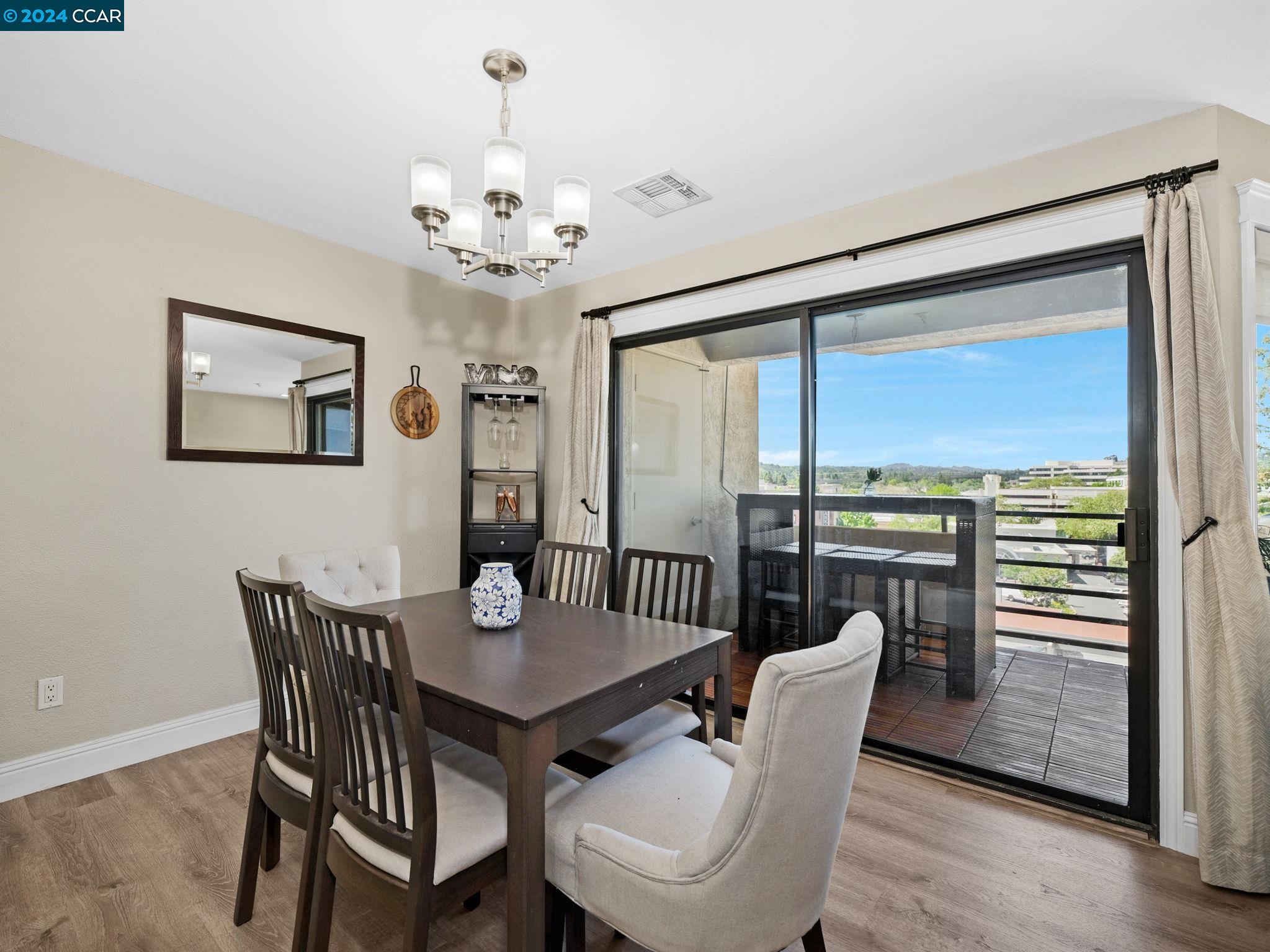 1201 Alta Vista Dr # 203