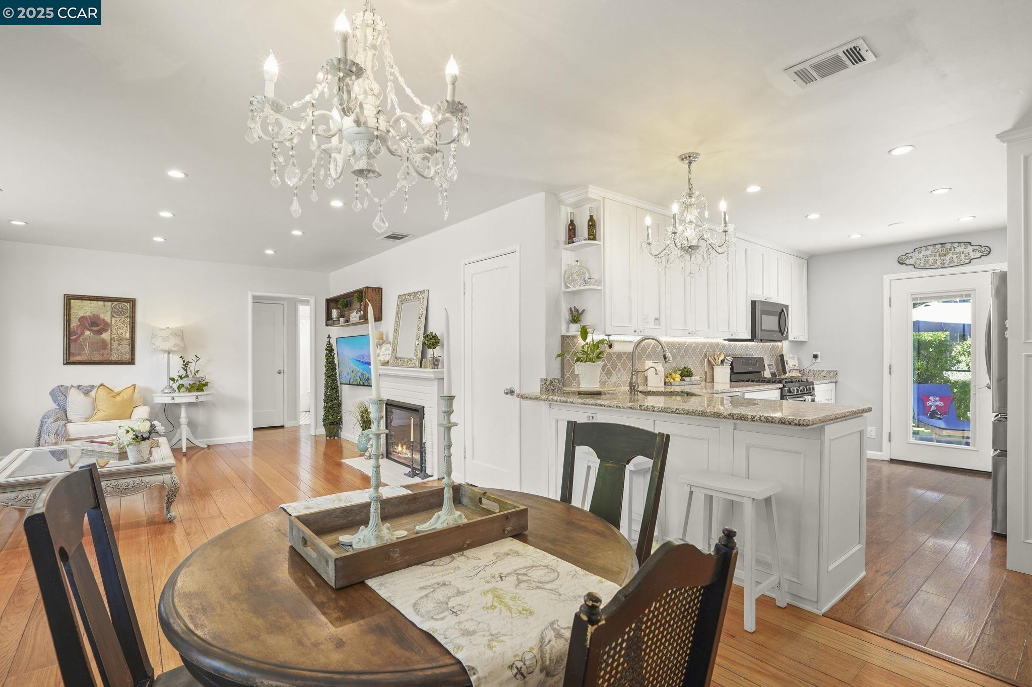 1242 Craig Dr