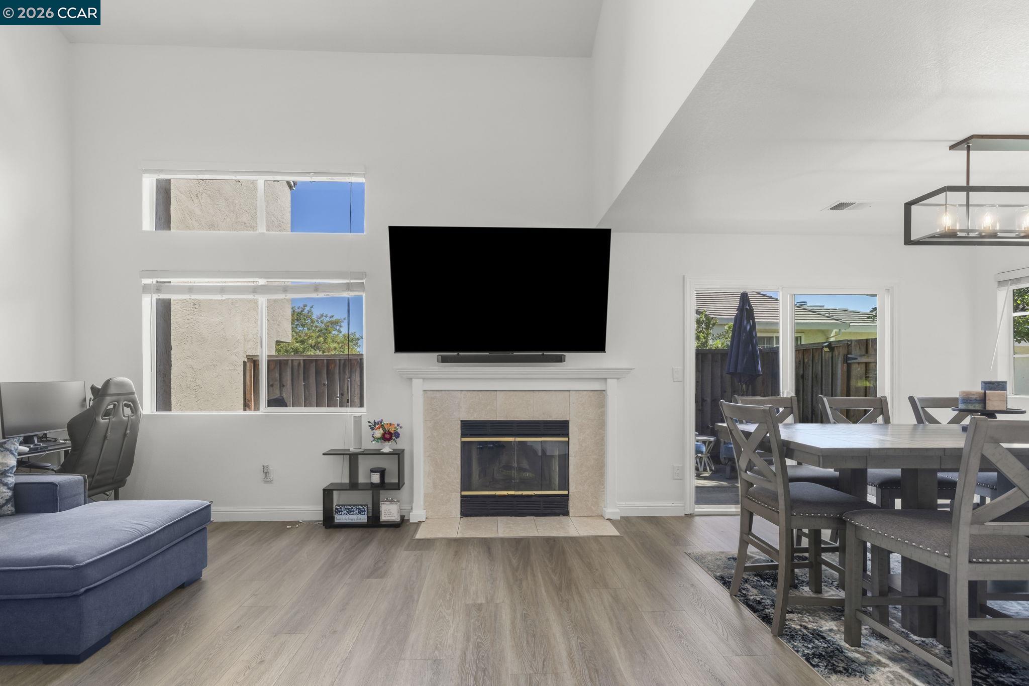 1002 Pinehurst Ct