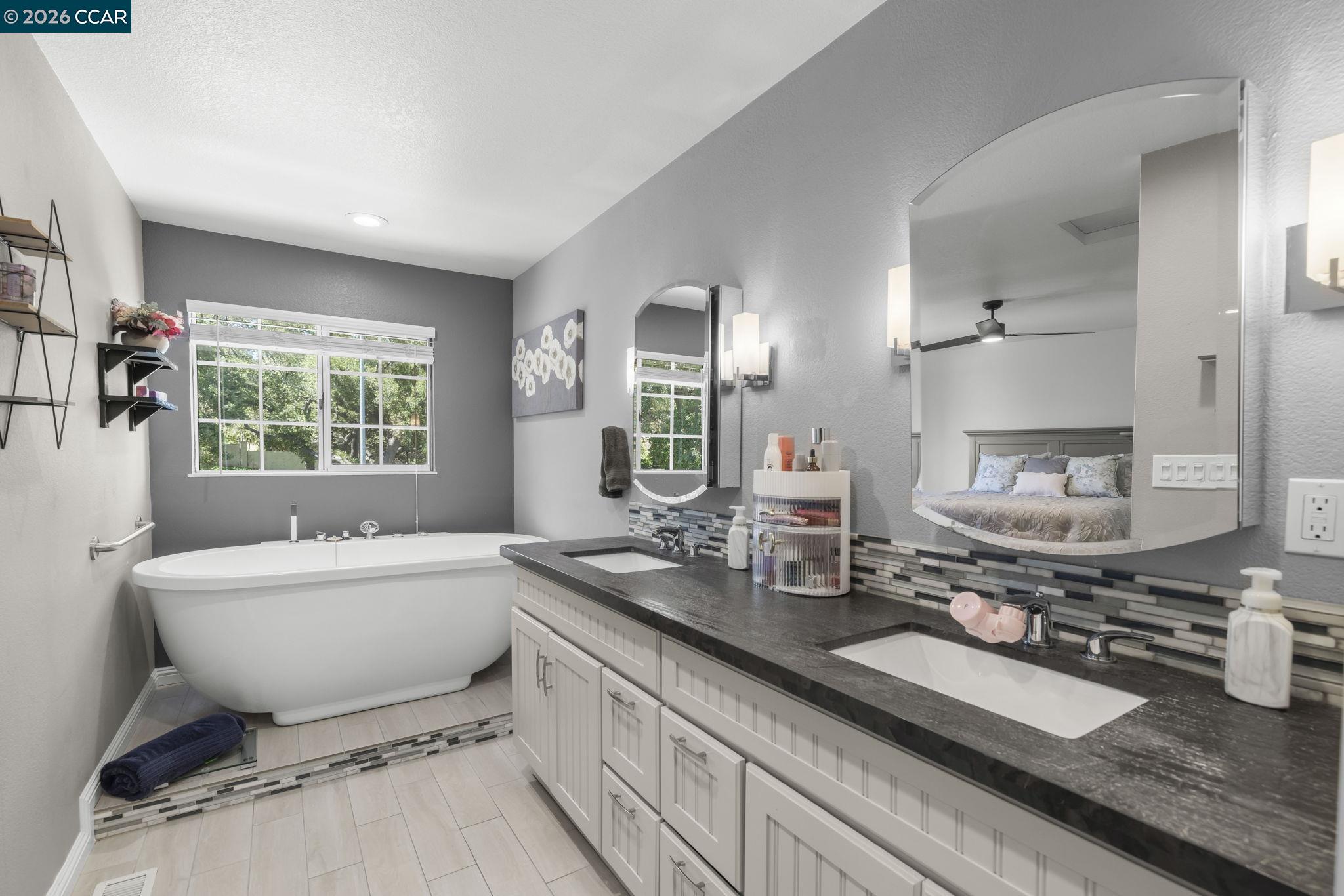 1002 Pinehurst Ct
