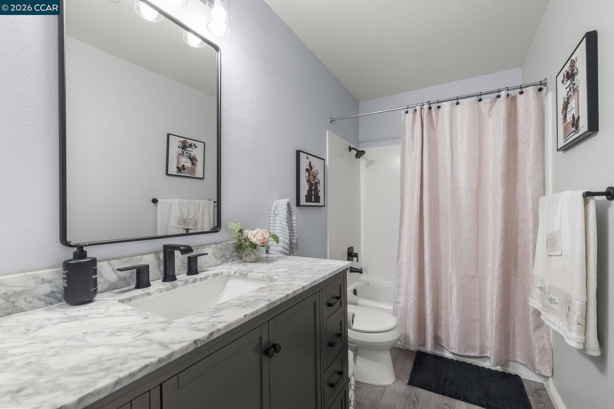 1002 Pinehurst Ct