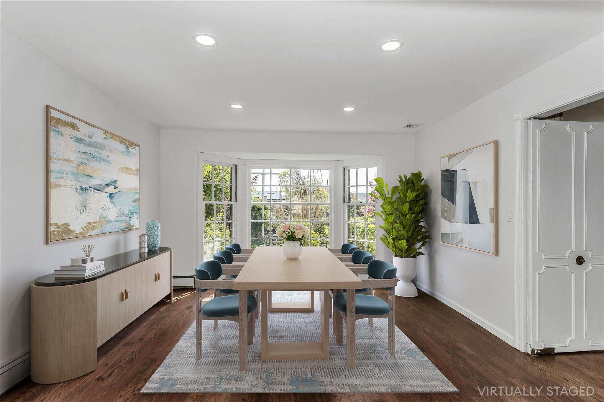 1402 Bay Boulevard