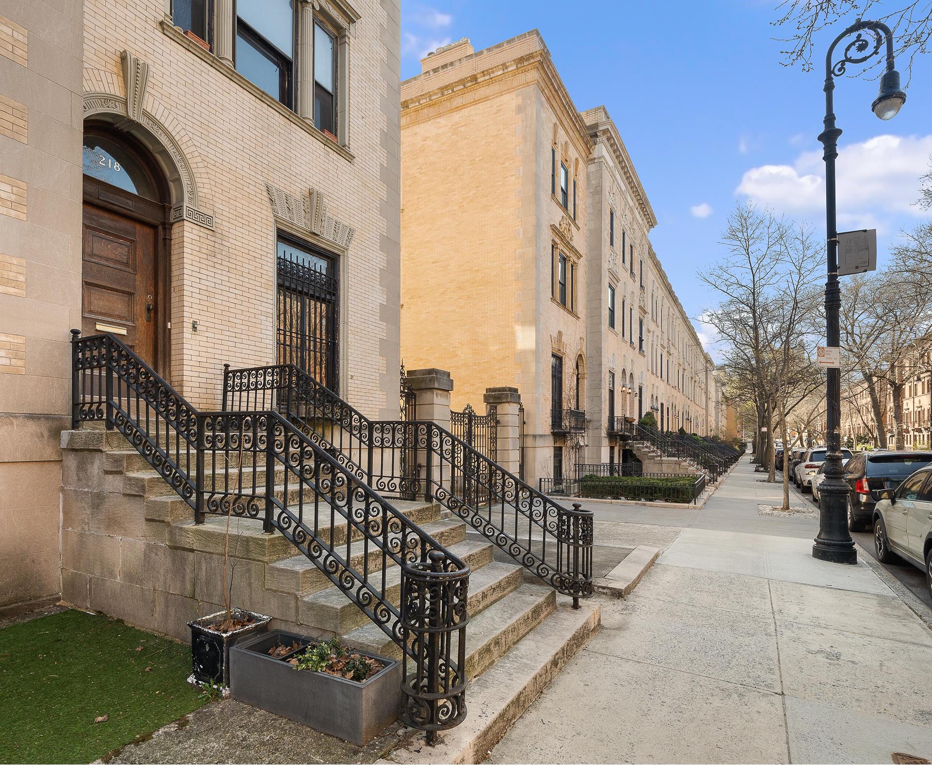218 W 139TH Street