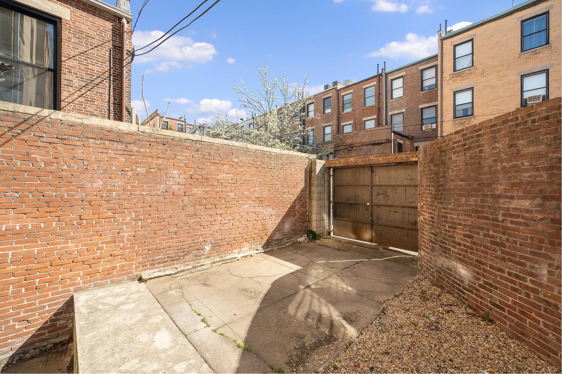 218 W 139TH Street