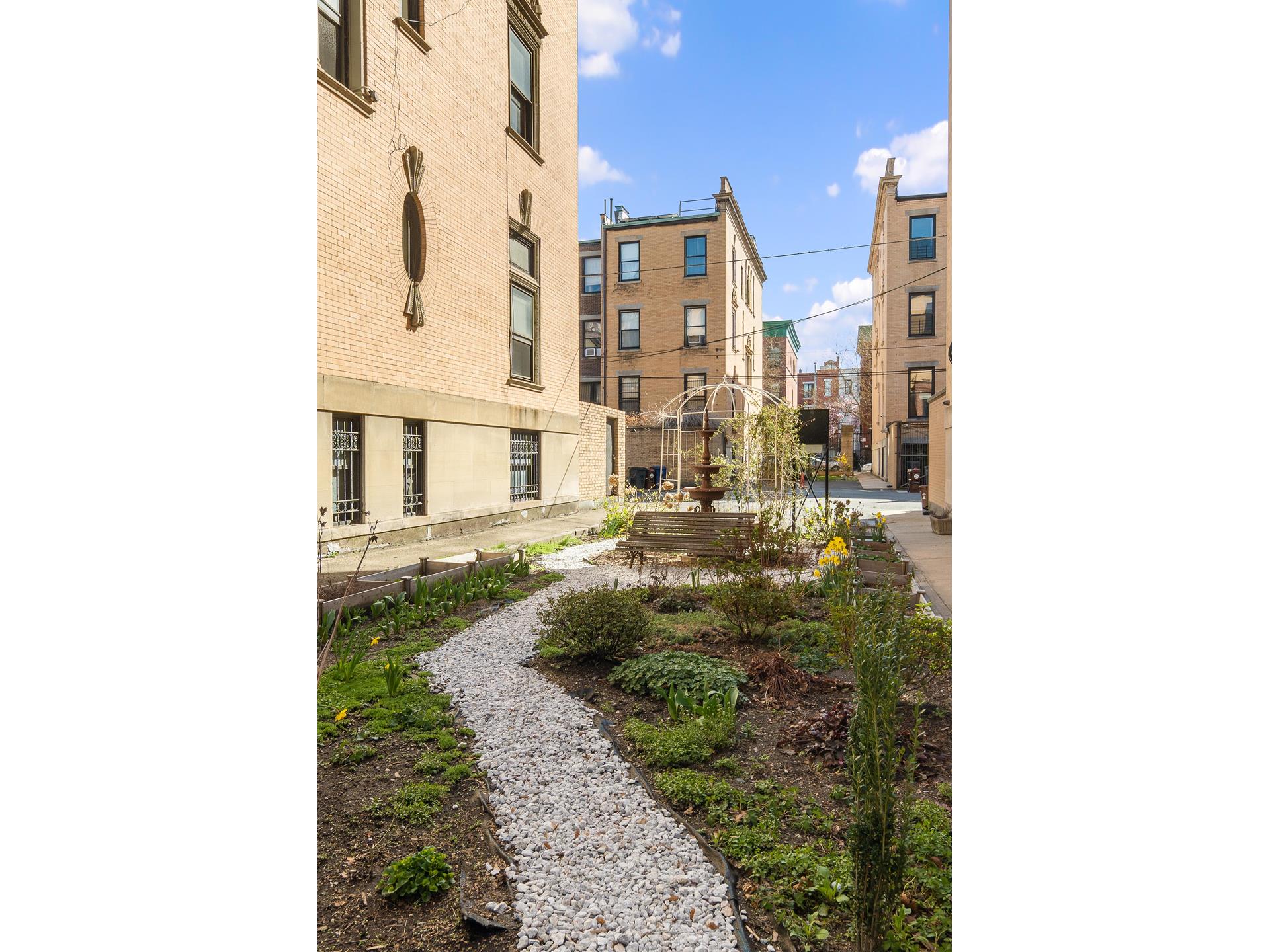 218 W 139TH Street