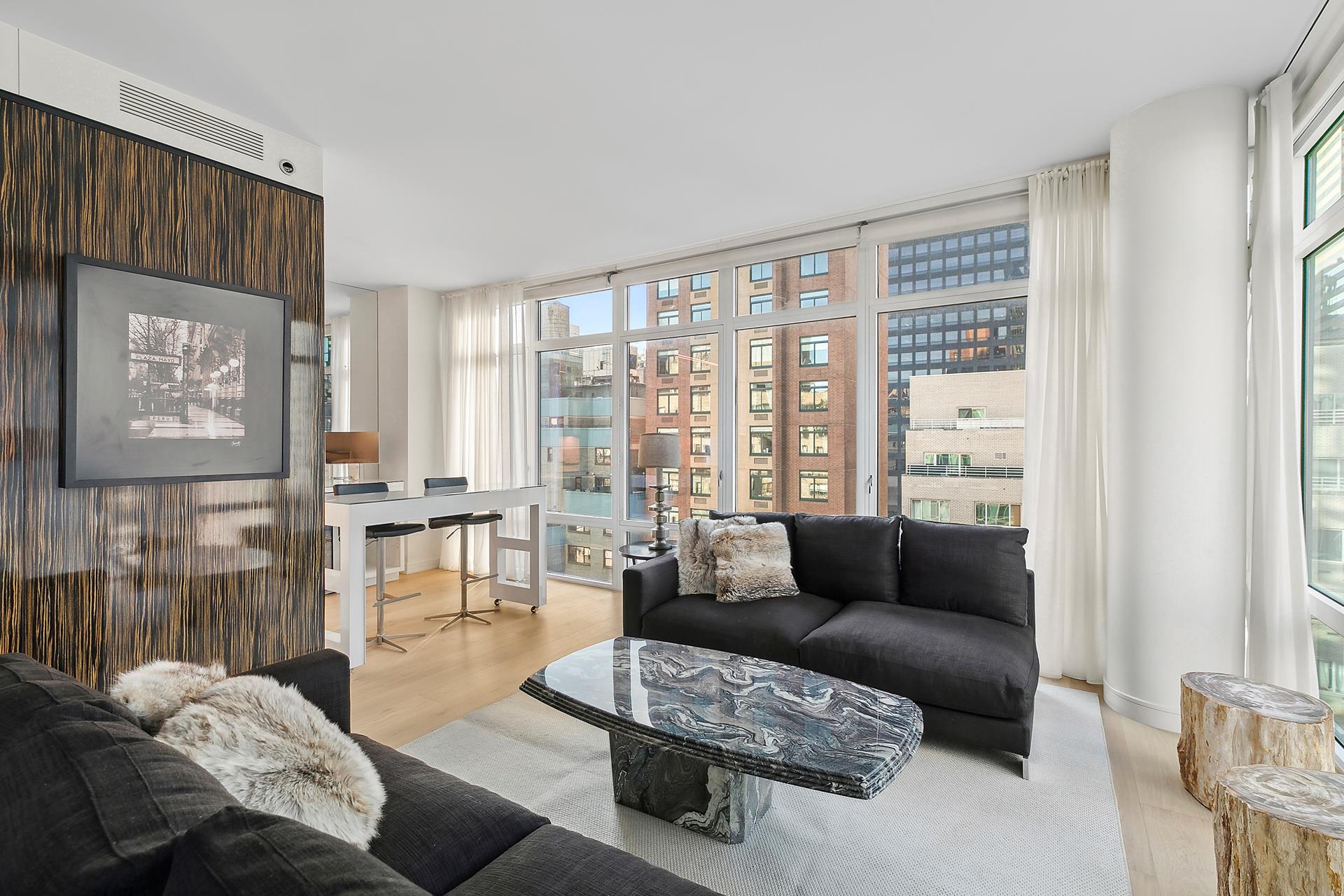 207 E 57TH Street 19B