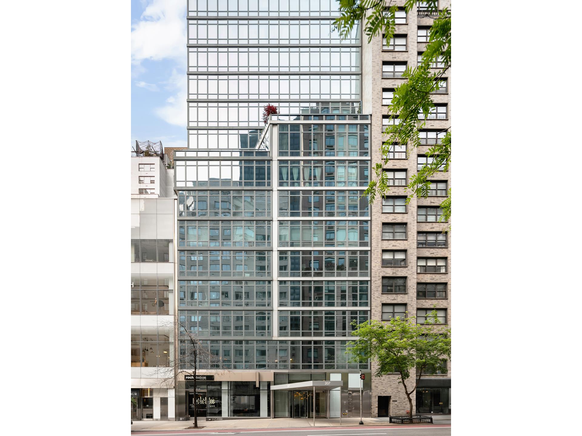 207 E 57TH Street 19B