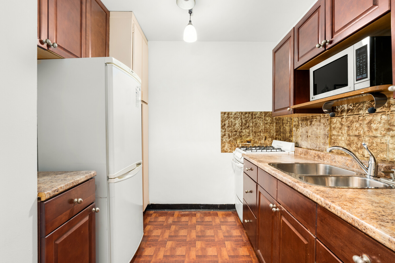 363 E 76TH Street 17J