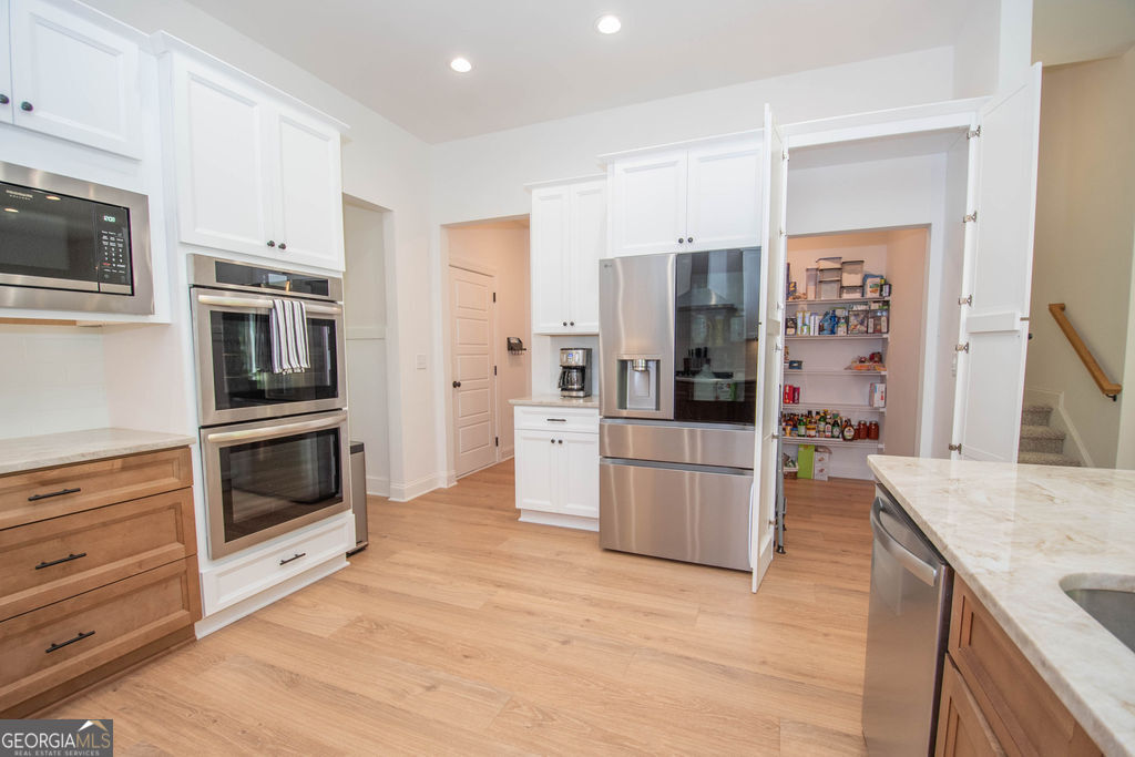 400 Atlantica Drive