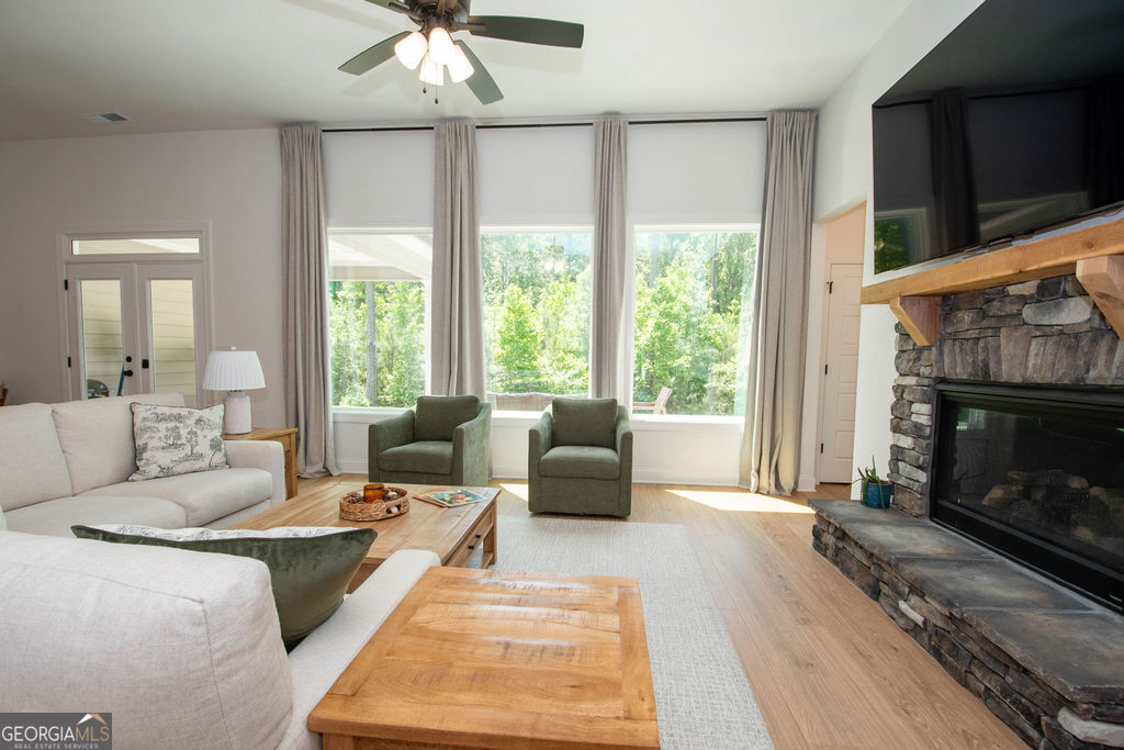 400 Atlantica Drive