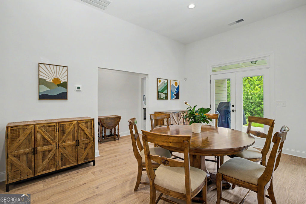 400 Atlantica Drive