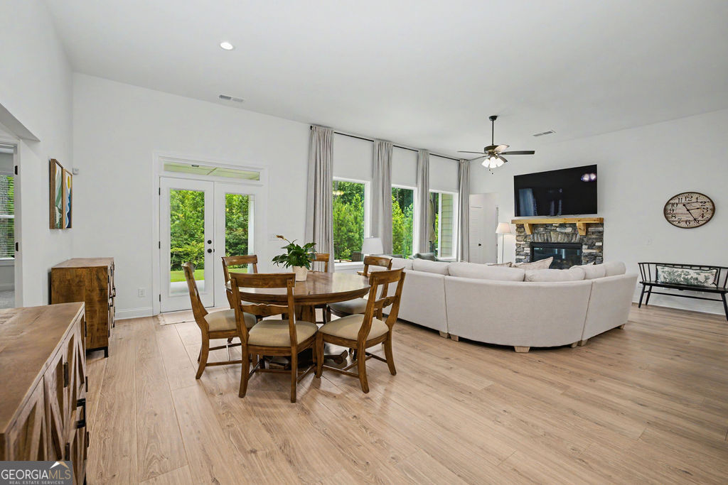 400 Atlantica Drive