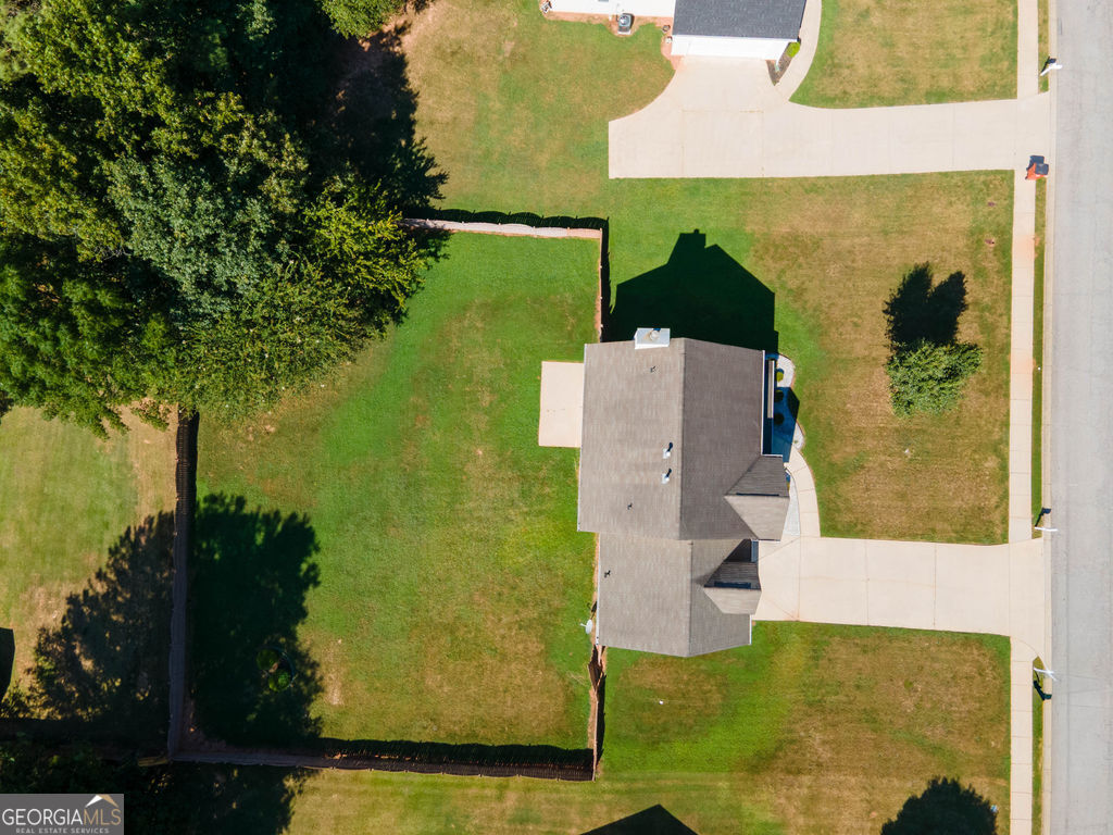 136 Peachtree Glenn Drive