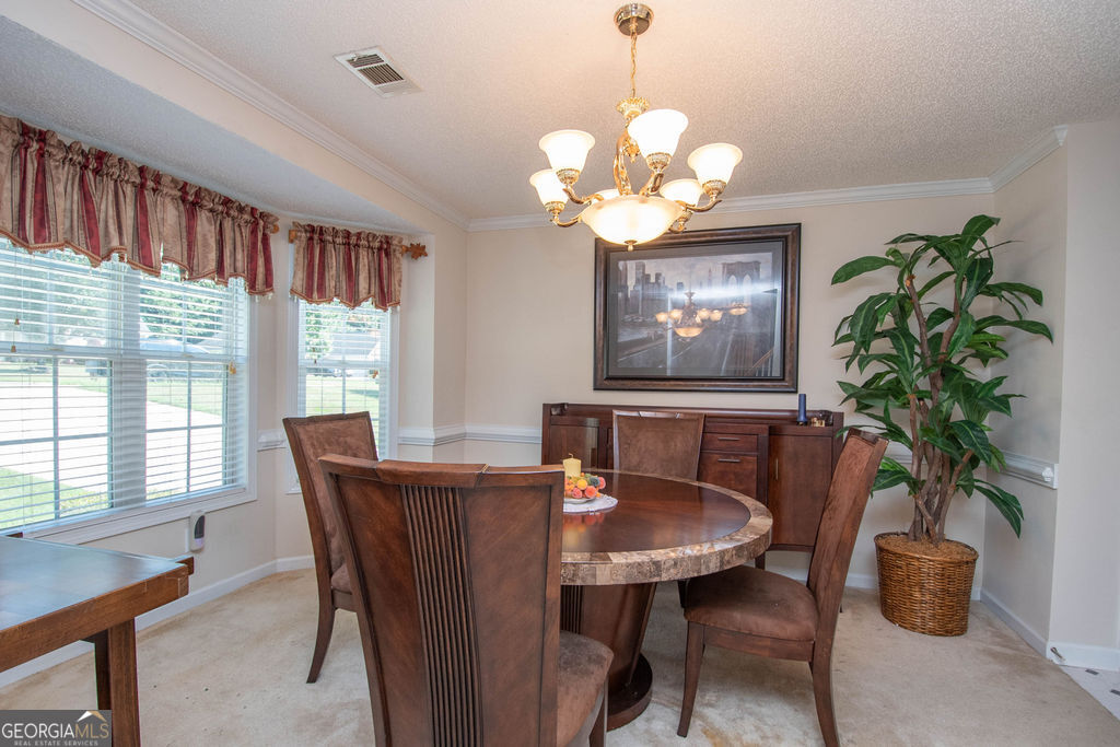 136 Peachtree Glenn Drive