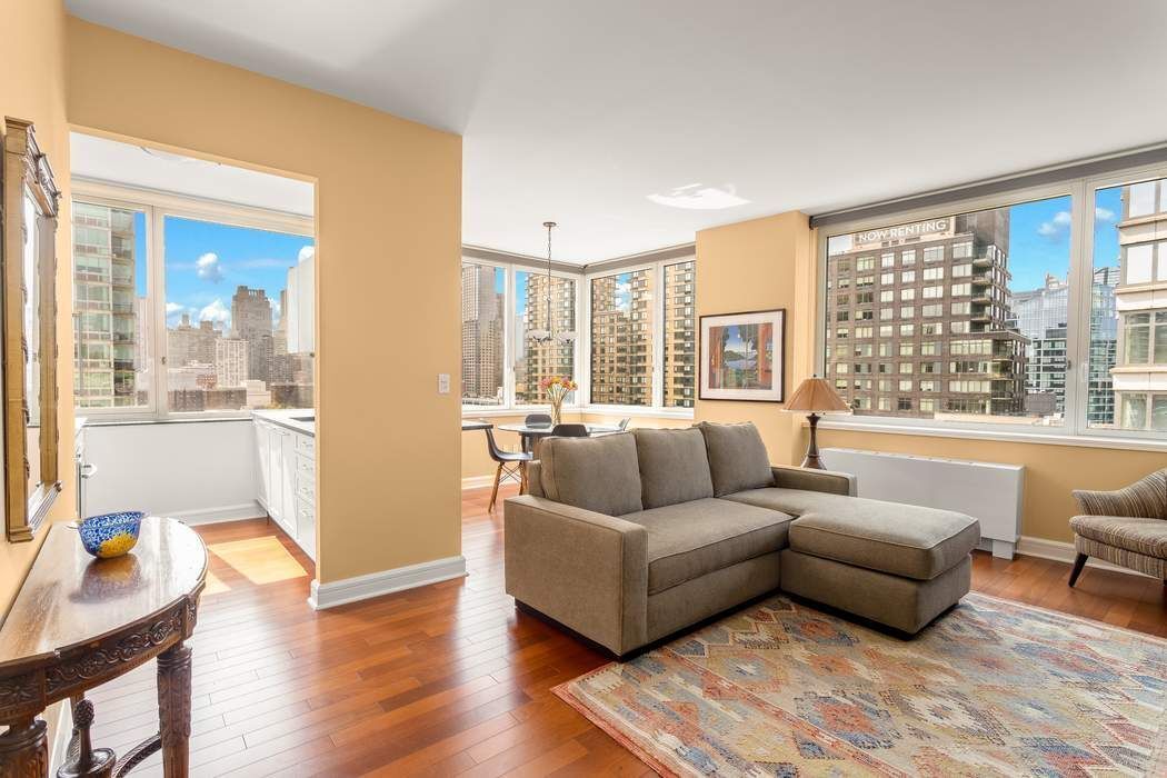 100 Riverside Boulevard 19G