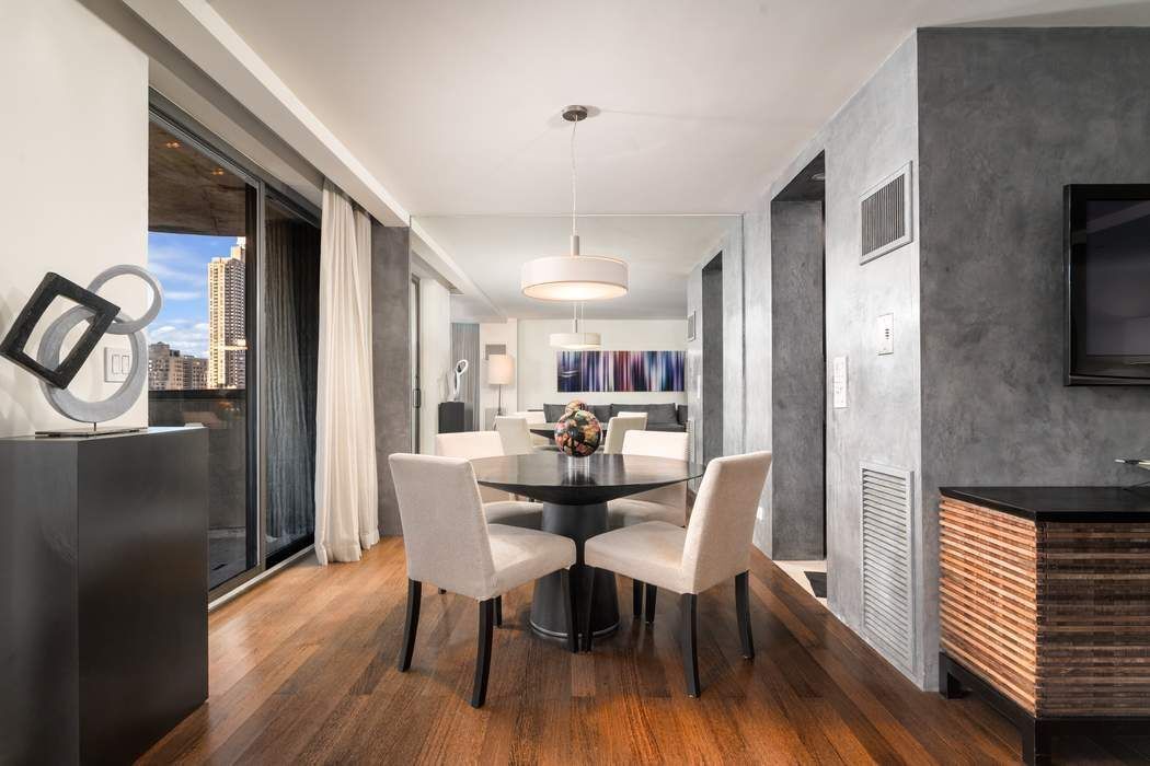 44 W 62nd Street 12A