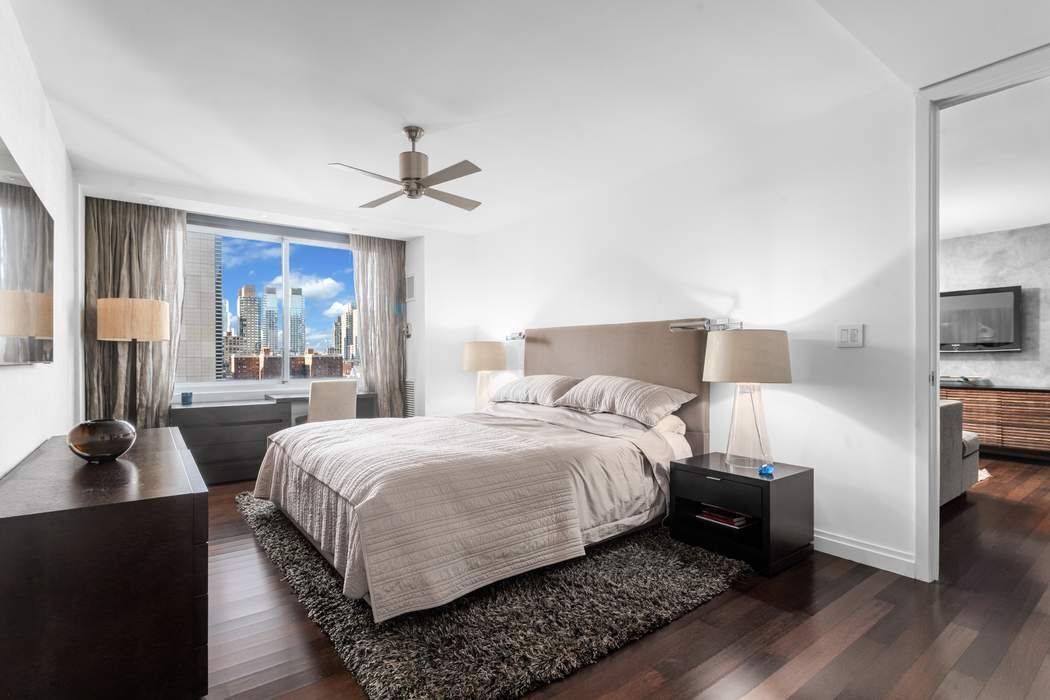 44 W 62nd Street 12A