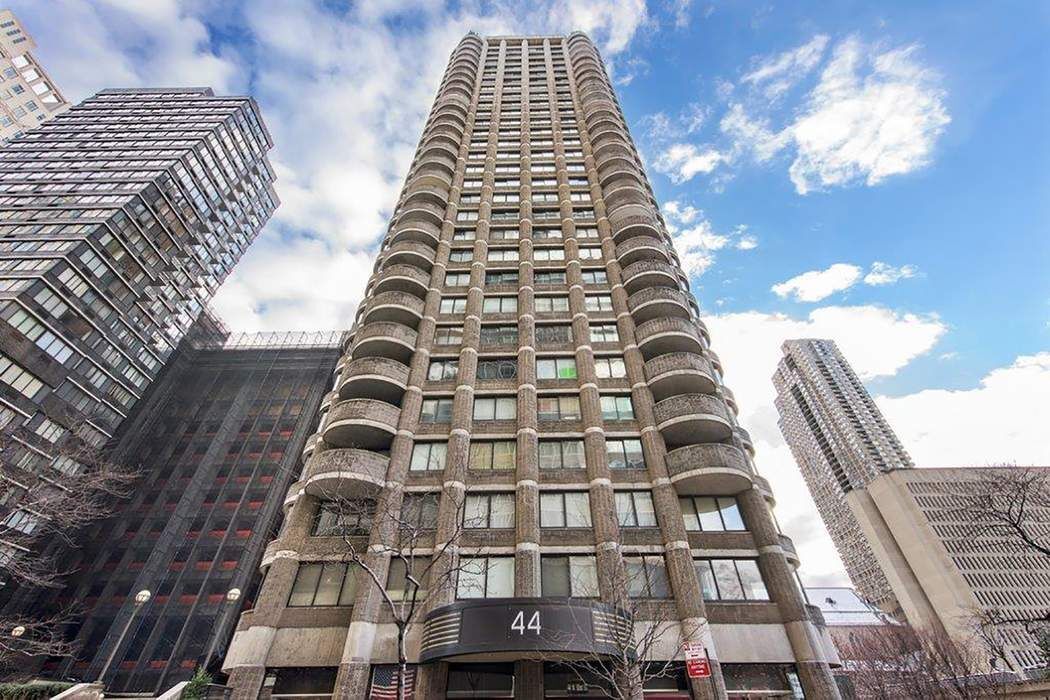 44 W 62nd Street 28C