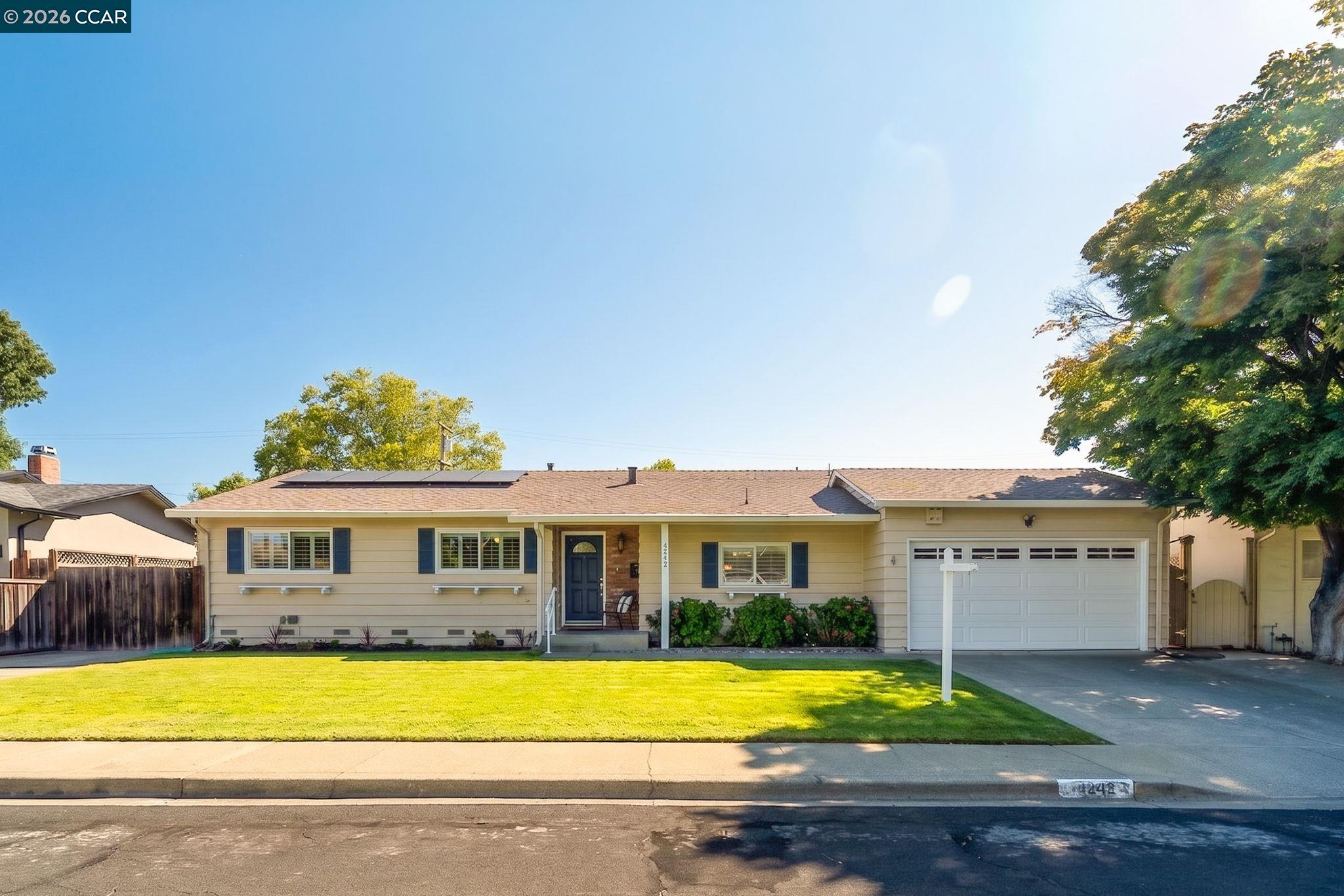 4242 Henning Dr