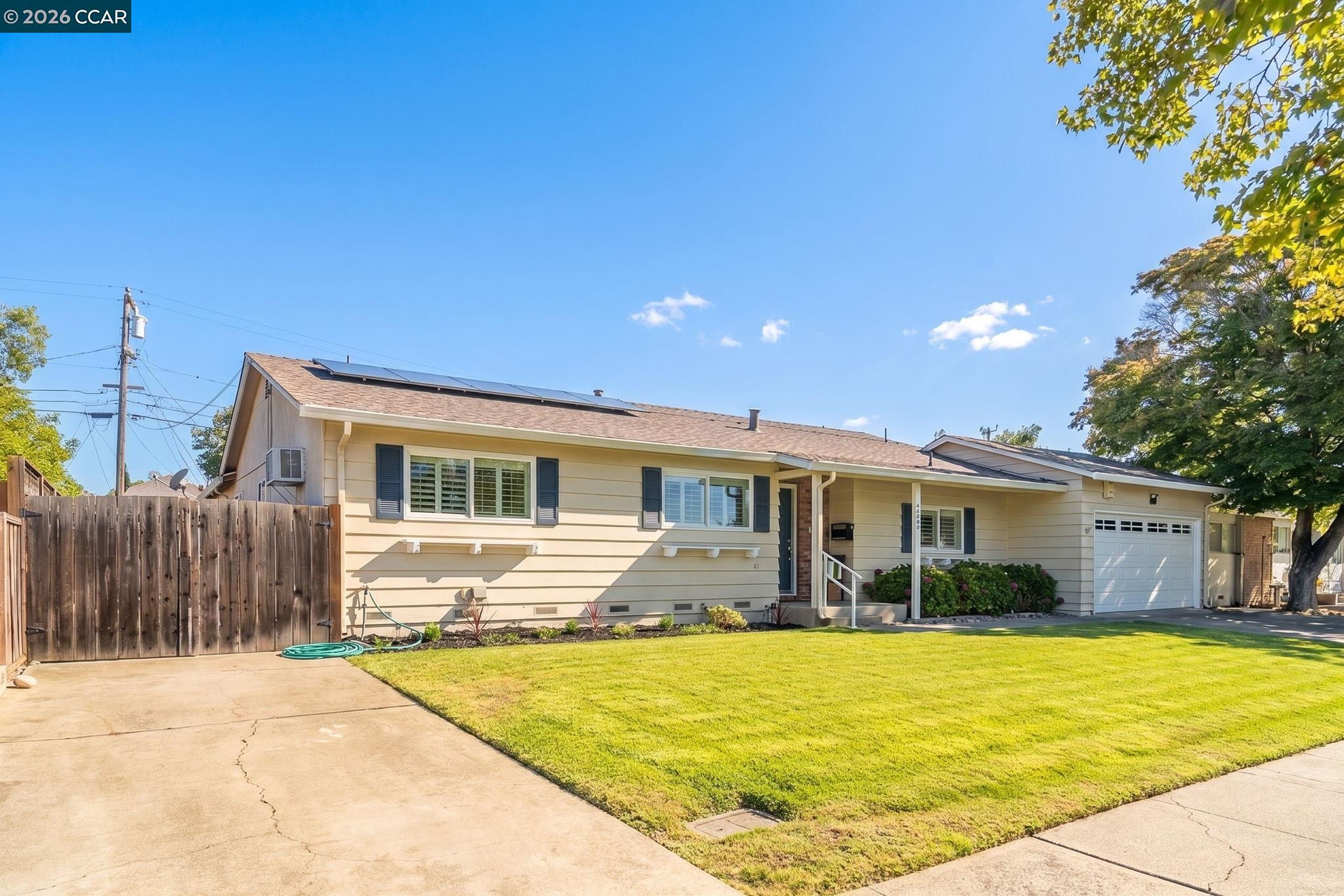 4242 Henning Dr