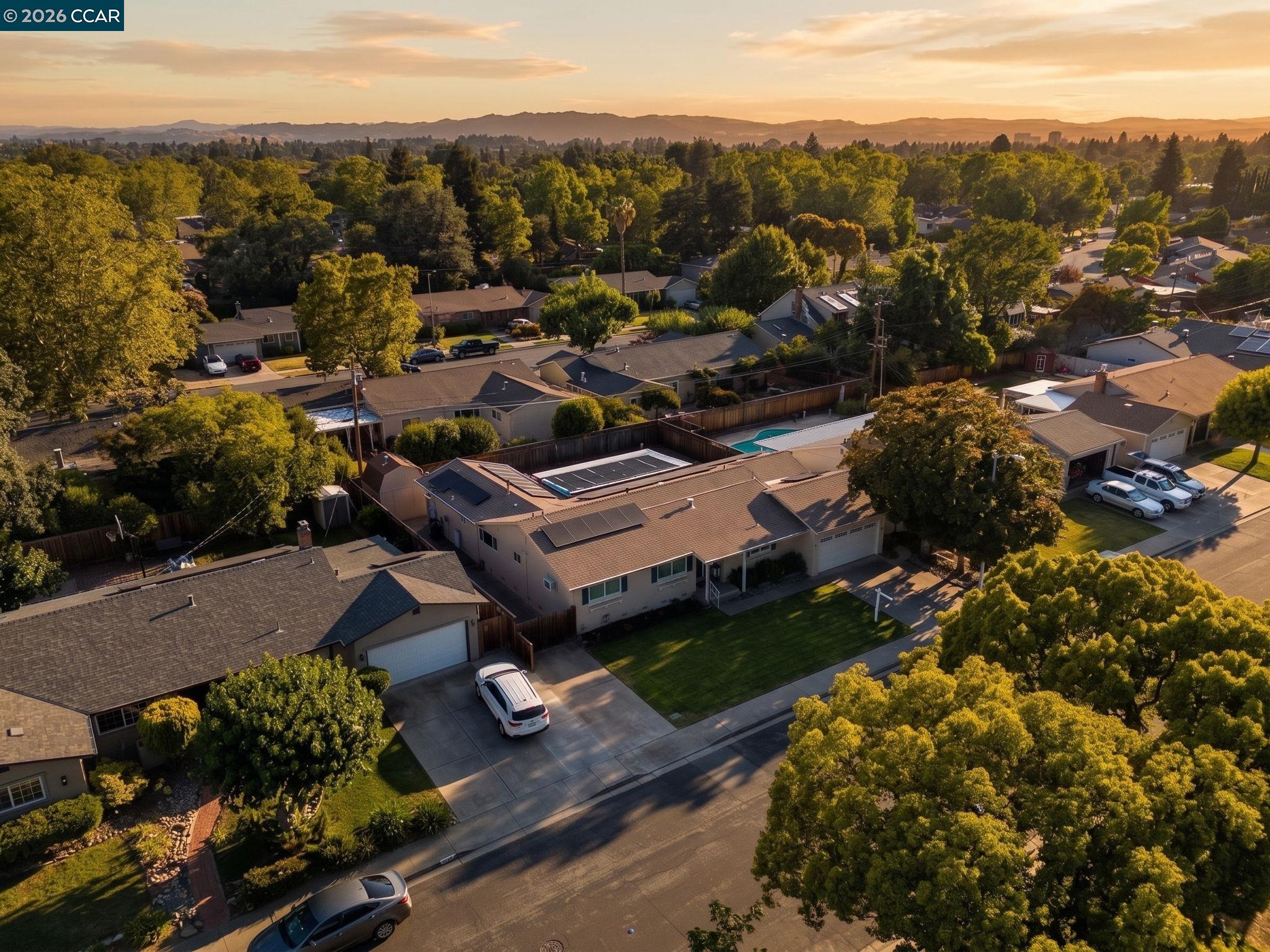 4242 Henning Dr