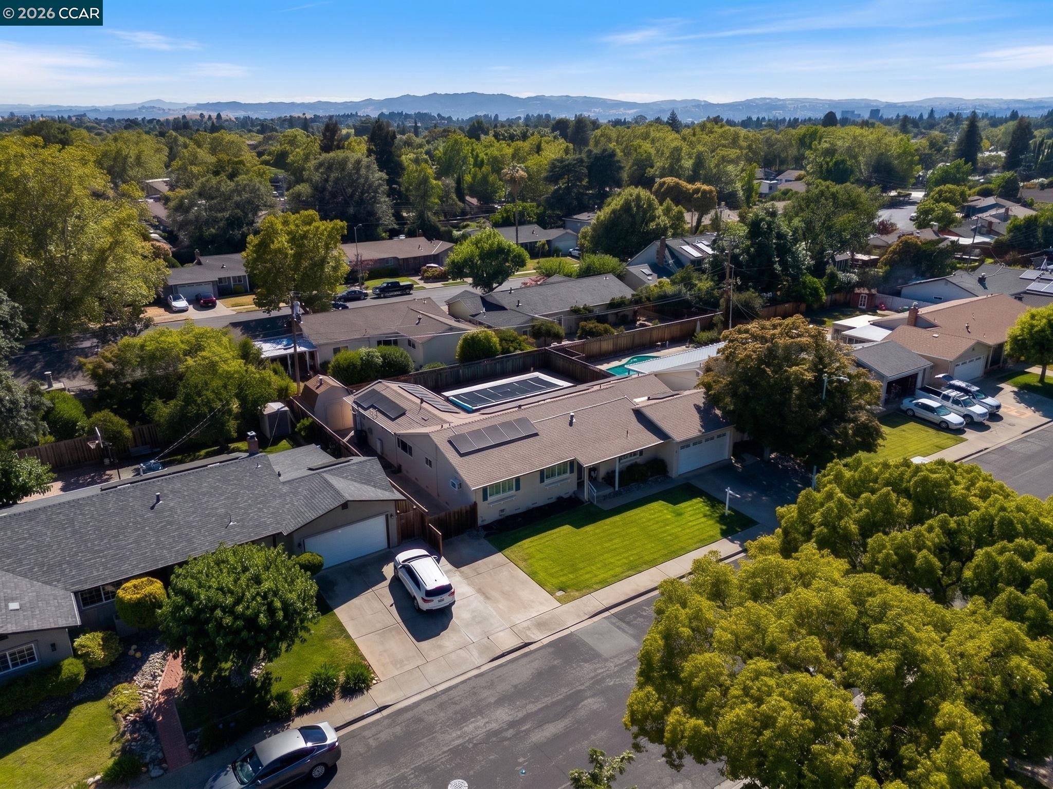 4242 Henning Dr