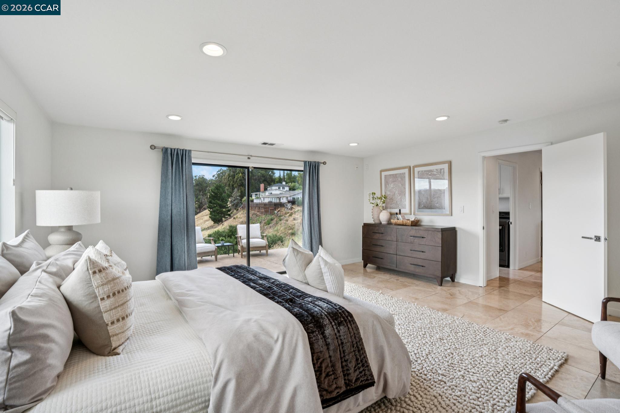 101 Hillcroft Way