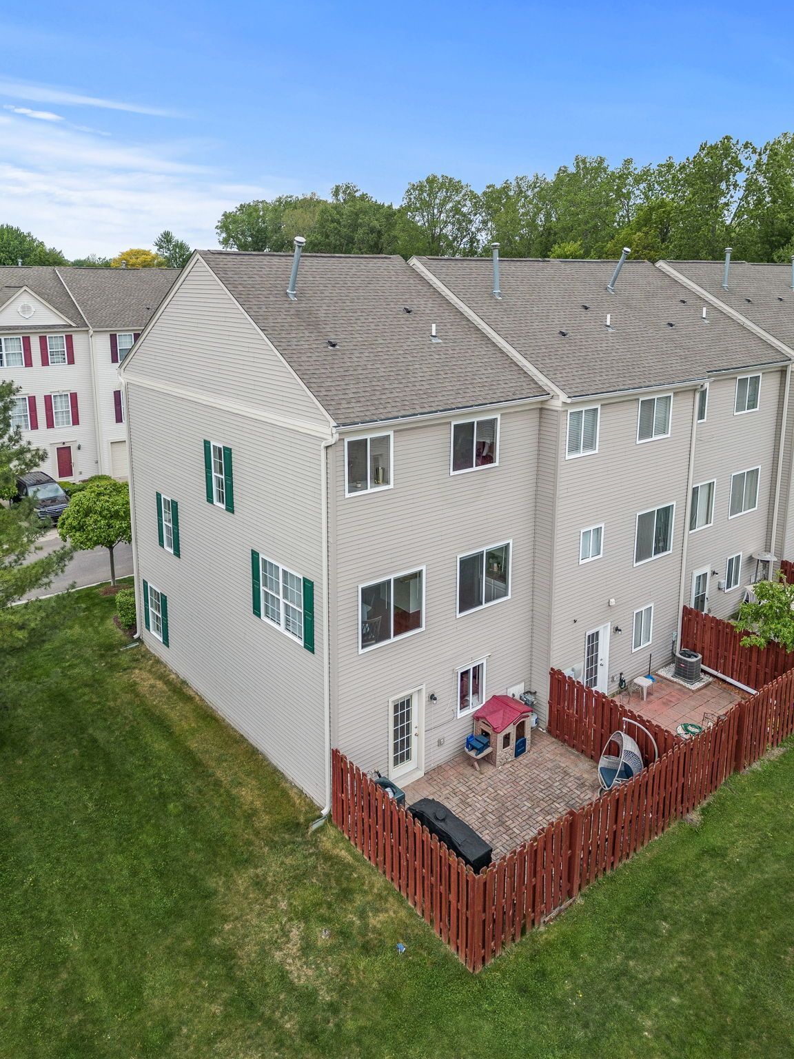 36330 DOMINION Circle