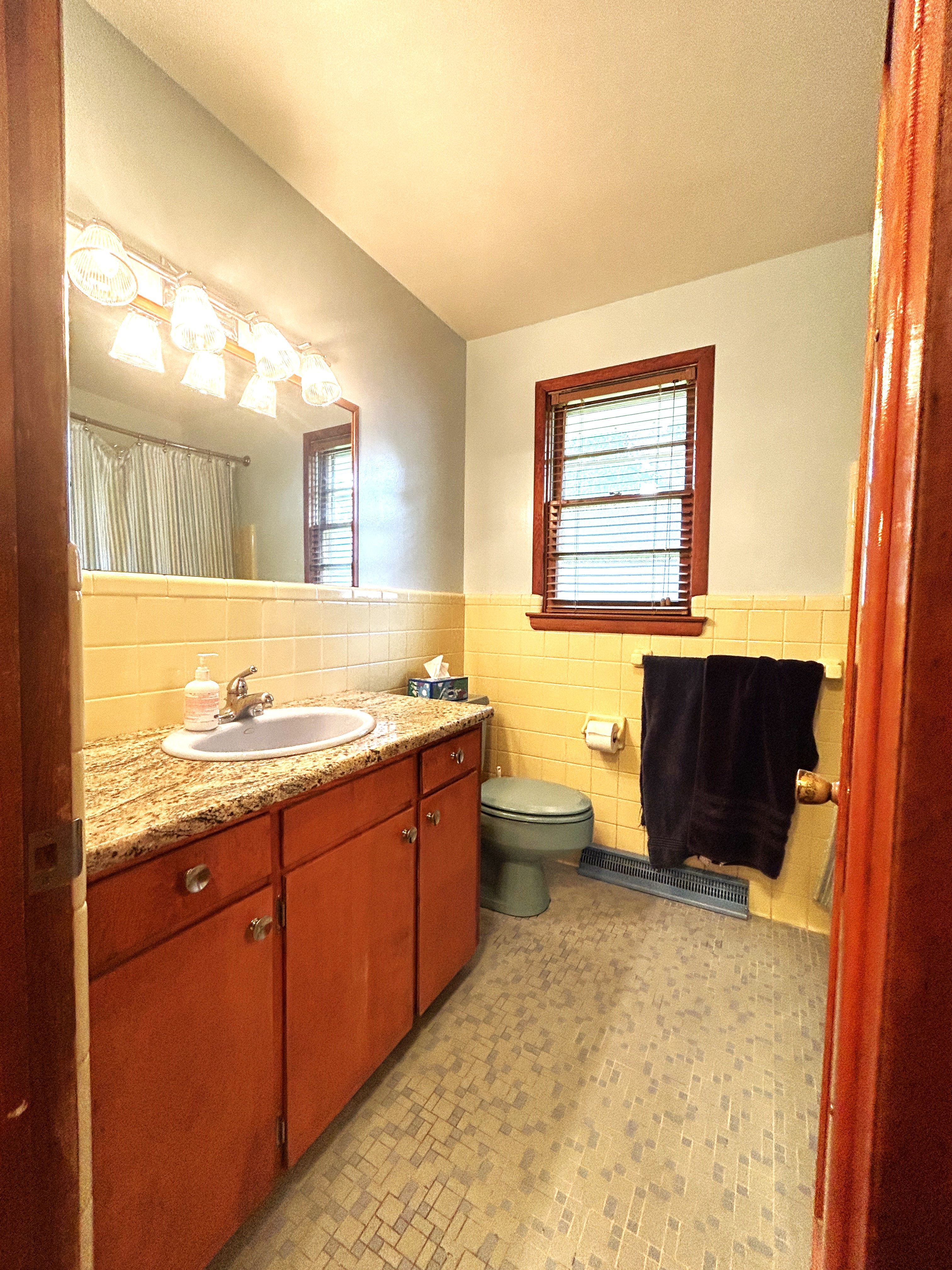 1014 18TH Street