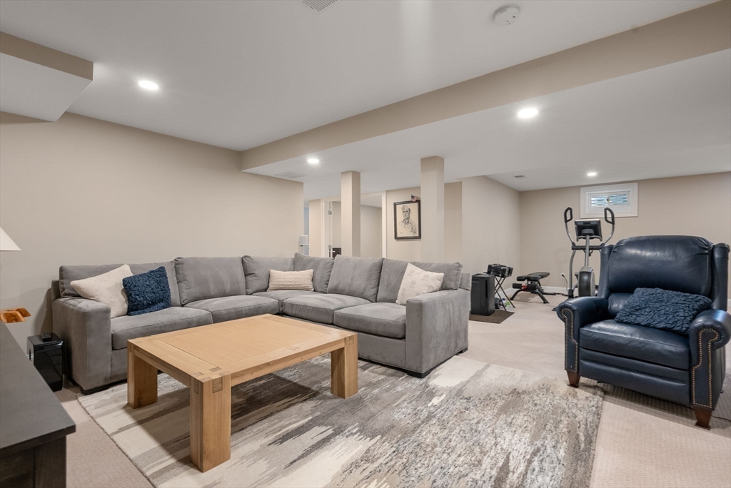 11 Eagle Ln # 11